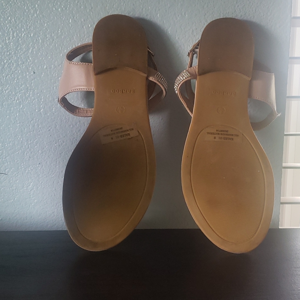 Sandals - Picture 3 of 7